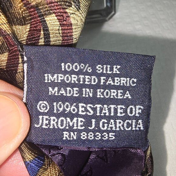 VINTAGE J. GARCIA BUTTERFLY TRAP COLLECTION 100% SILK TIE MENS ABSTRACT GREEN - Picture 5 of 5